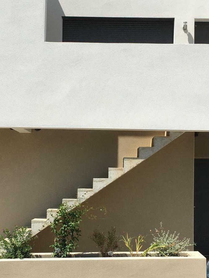 Grand Studio Confortable Et Spacieux Avec Terrasse Villeneuve-lès-Maguelonne Buitenkant foto